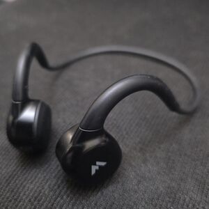 Moing Bone Conduction Wireless Bluetooth Headphones - Open Ear Sports Headset